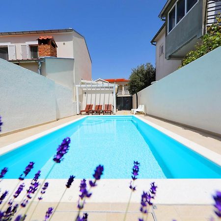 Villa Klaudia With Pool Zadar Zewnętrze zdjęcie